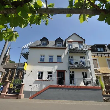 / Moseluferstrasse * Neef