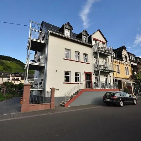 / Moseluferstrasse Apartment Neef
