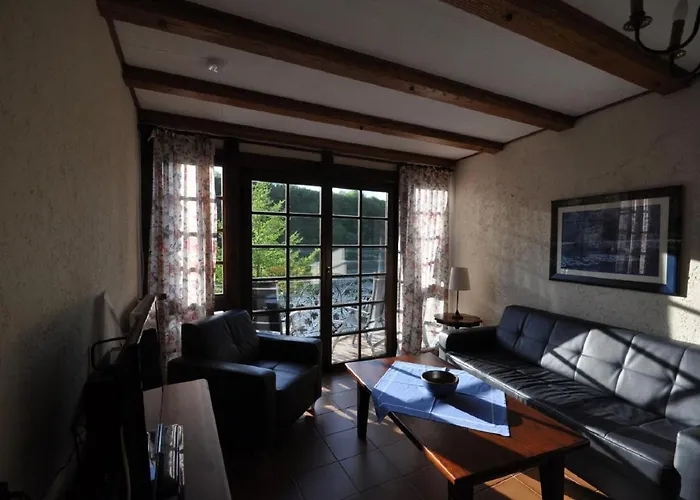 Apartamento / Moseluferstrasse Neef