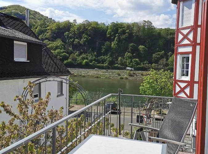 Apartamento / Moseluferstrasse Neef