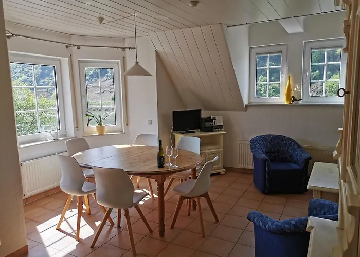 / Moseluferstrasse * Neef