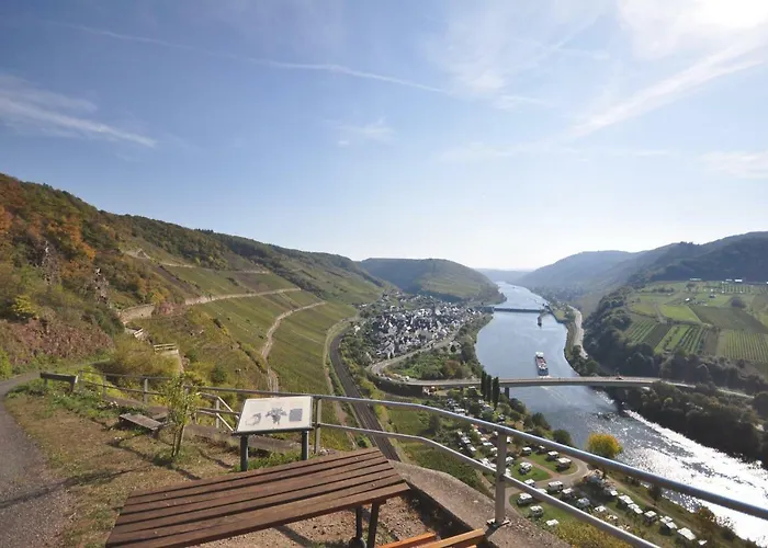 / Moseluferstrasse Neef